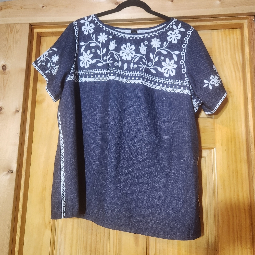 ⭐️SHEIN VCAY Navy Blue Embroidered Boho Blouse Top 1XL Lightweight Casual